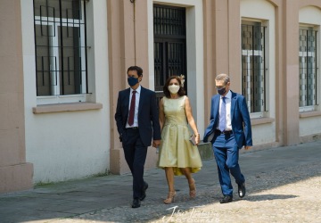 li_invitados_001